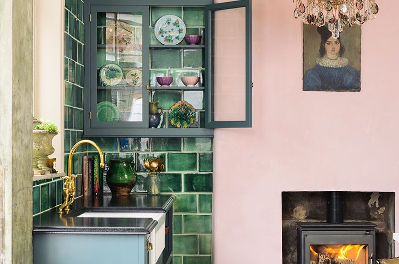 Devol kitchen with green tiles and pink wall - inspo when buying tiles