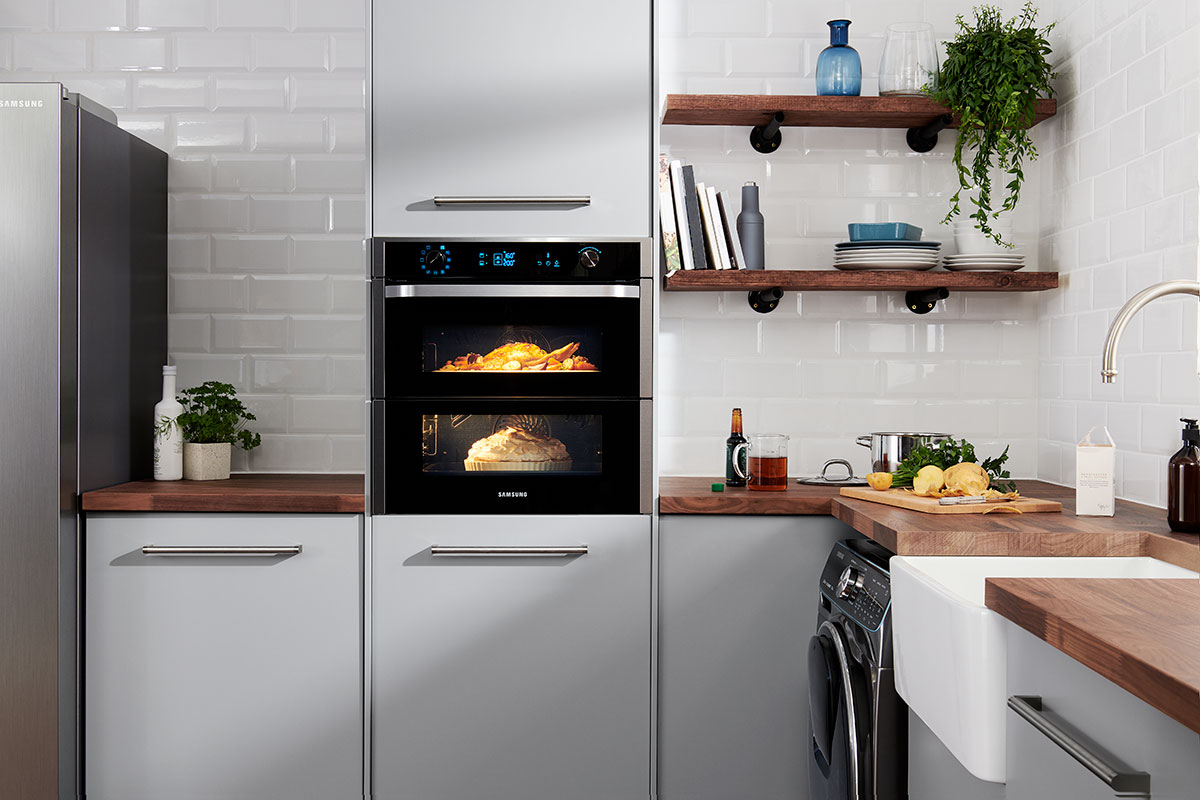 Samsung built-in oven with double cavity function