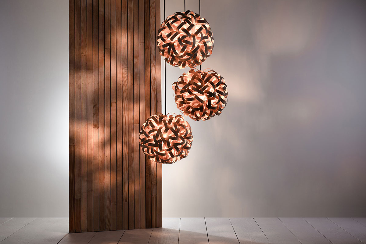 Tom Raffled bedroom lighting oak pendant