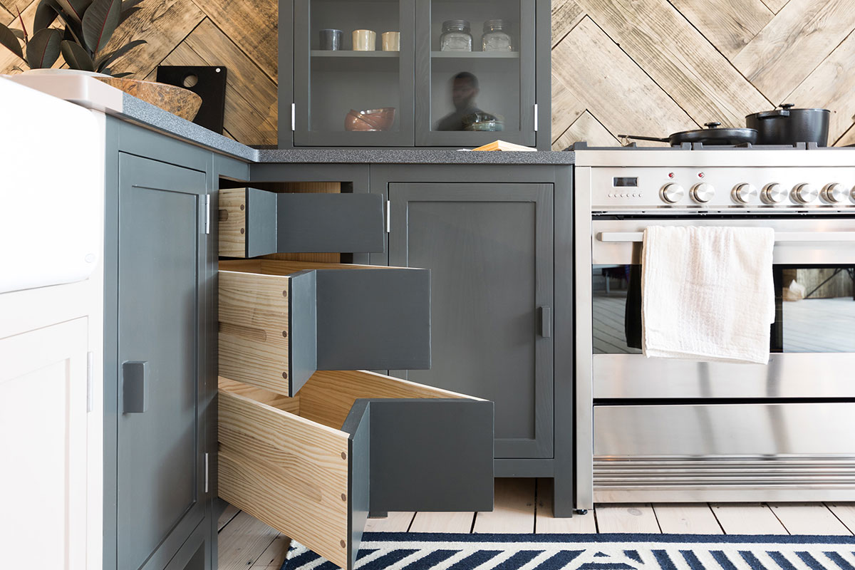 Kent-and-London-corner-drawers