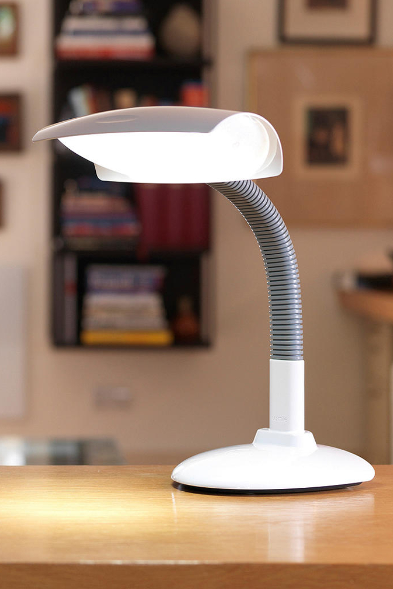 lumie desk lamp