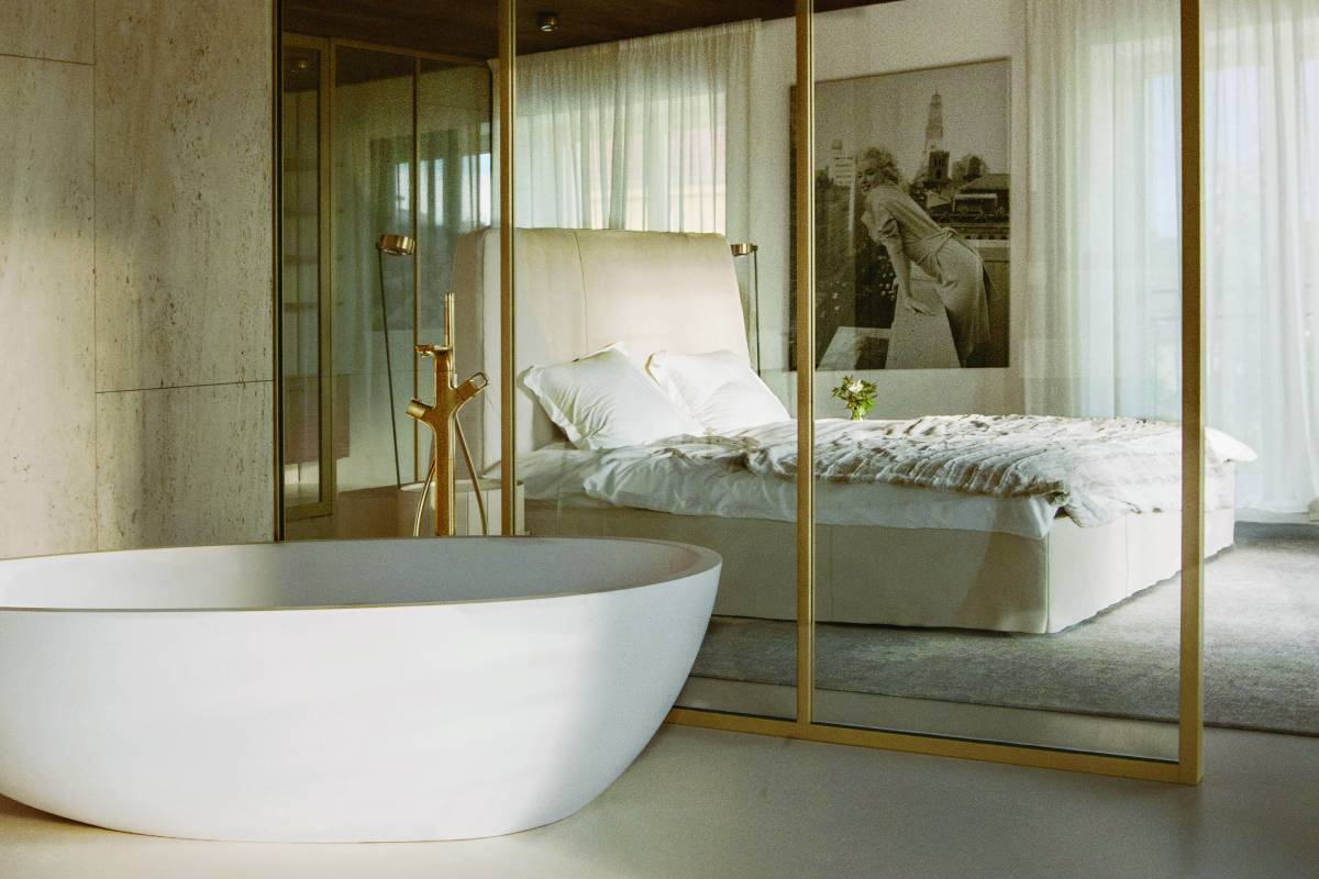 Ivanka Kowalski open-plan master suite