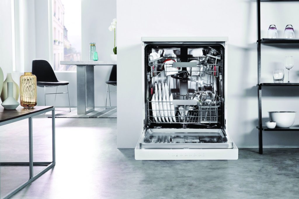 freestanding dishwasher