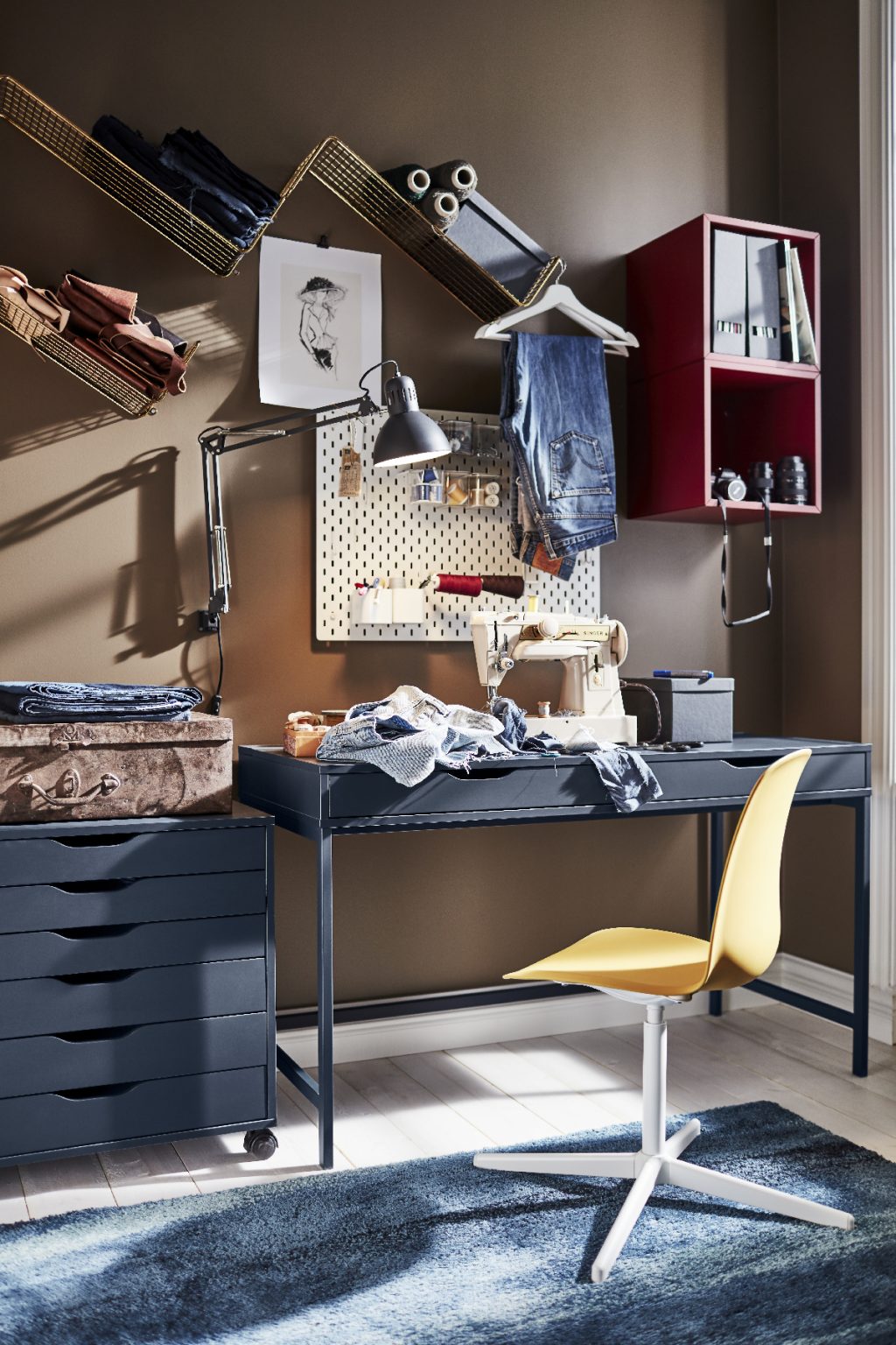 Create the ultimate craft room in your spare bedroom