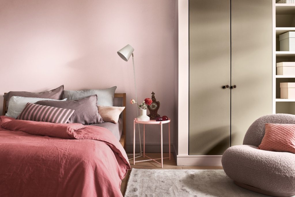 Modern Girly Pink Bedroom