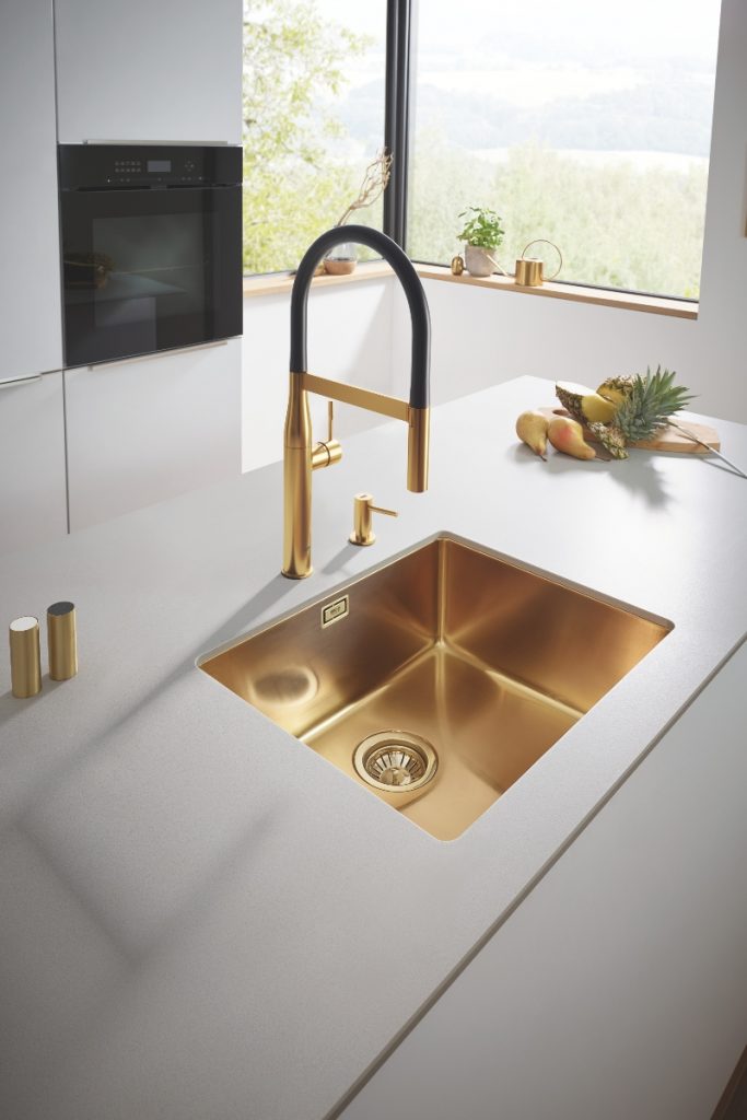 deVOL Aged Brass Parthian Mini Instant Hot Tap