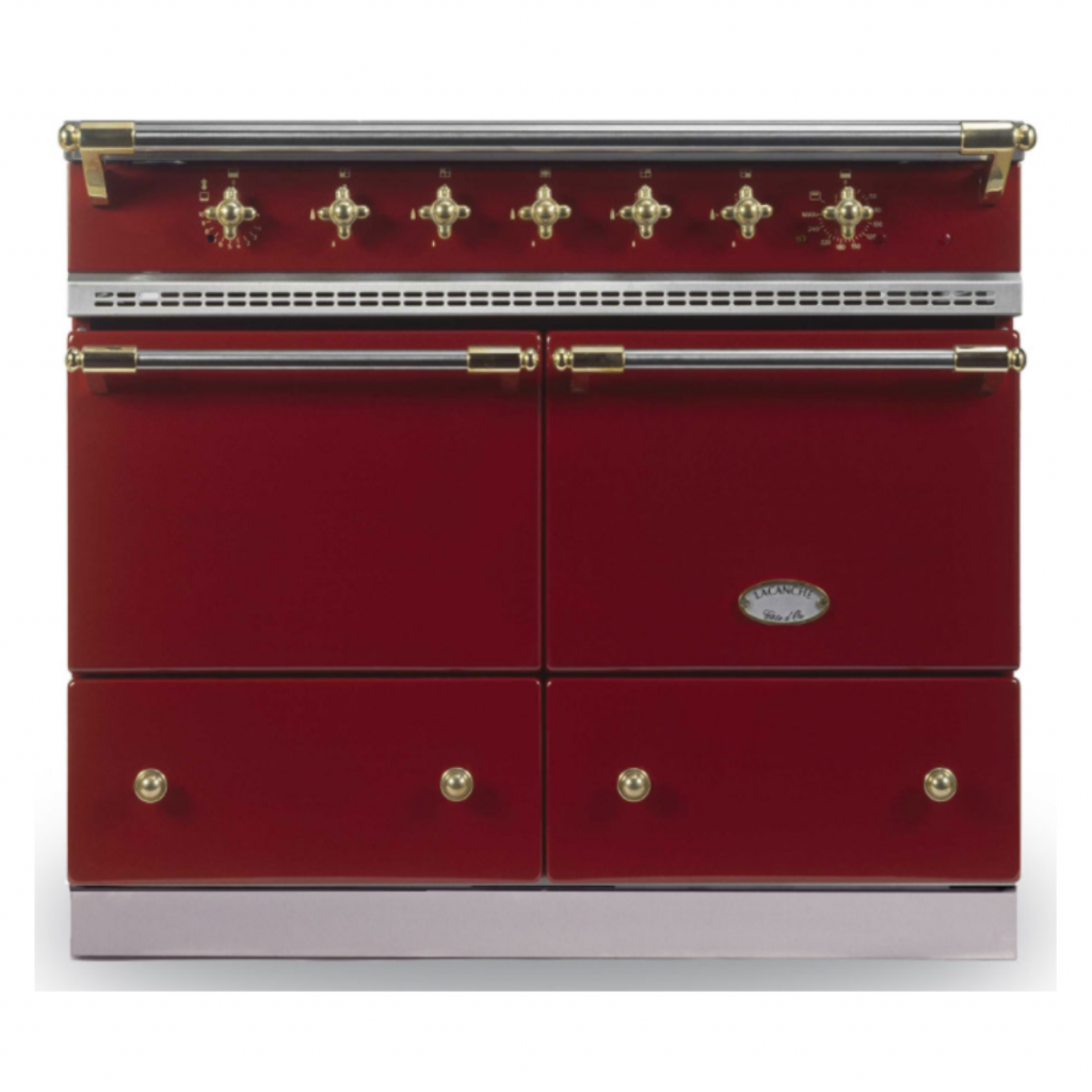 the Lanache Cluny stove in red and gold