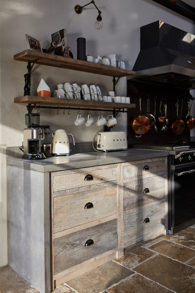 Country-style kitchens