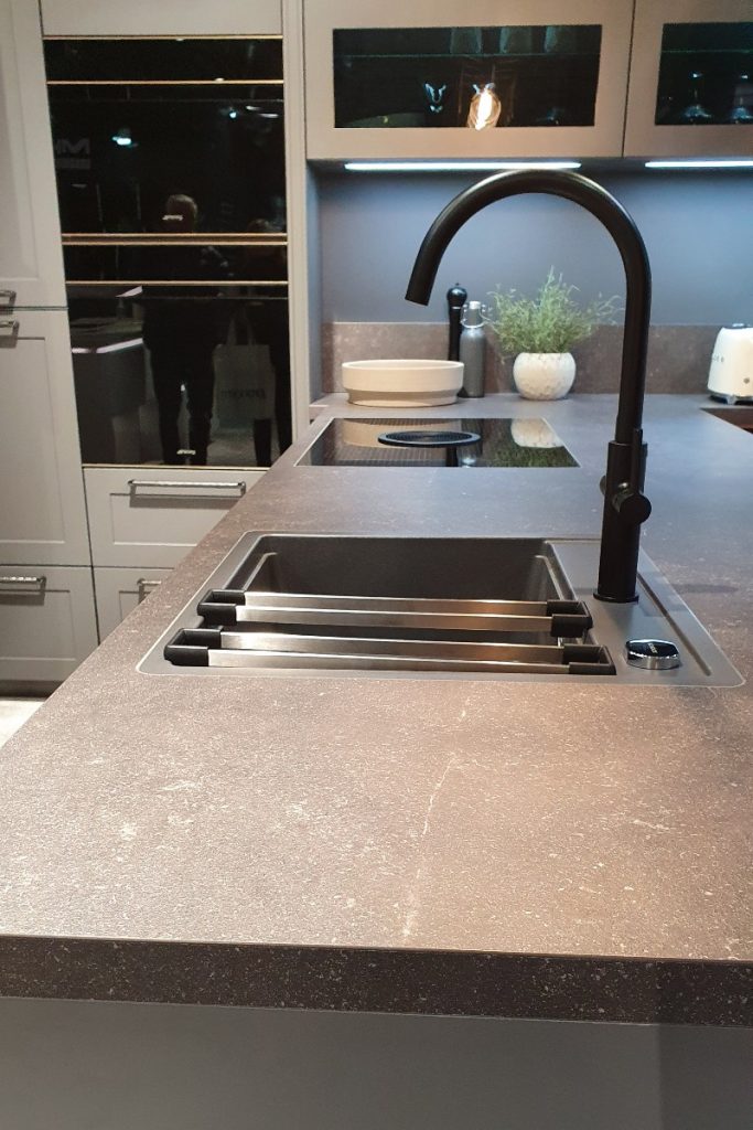 concrete effect worktop