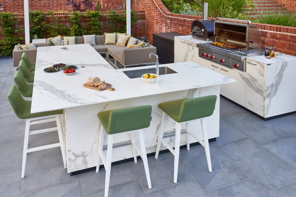 weatherproof outdoor kitchen