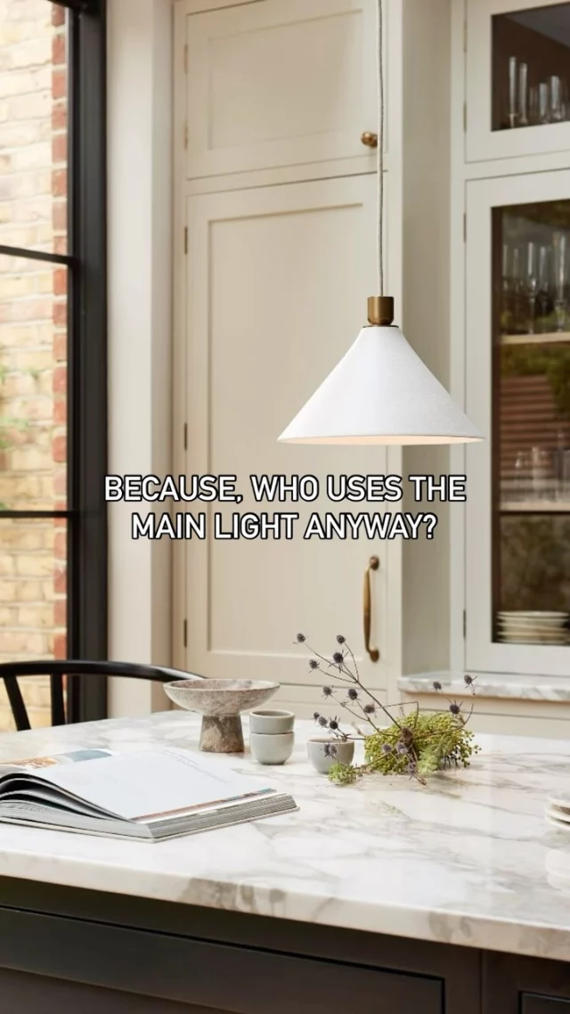 Consider this your sign to include ambient lighting in your space.💡 

It’s not just about brightness - it’s about setting the mood and adding a sense of calm and character to your space. With the right glow, your reno project can finally feel like home! 

📷:⁠
1. @heathfieldandco 
2. @neptunehomeofficial 
3. @torimurphytextiles 
4. @originalbtc 
5. @secretlinenstore 
6. @industville 
7. @houseofdotcom 
8. @bcdesignsuk / @darrenchung74 
9. @spacecopenhagen / Joachim Wichmann
10. @grohe_uk / @frowstudio