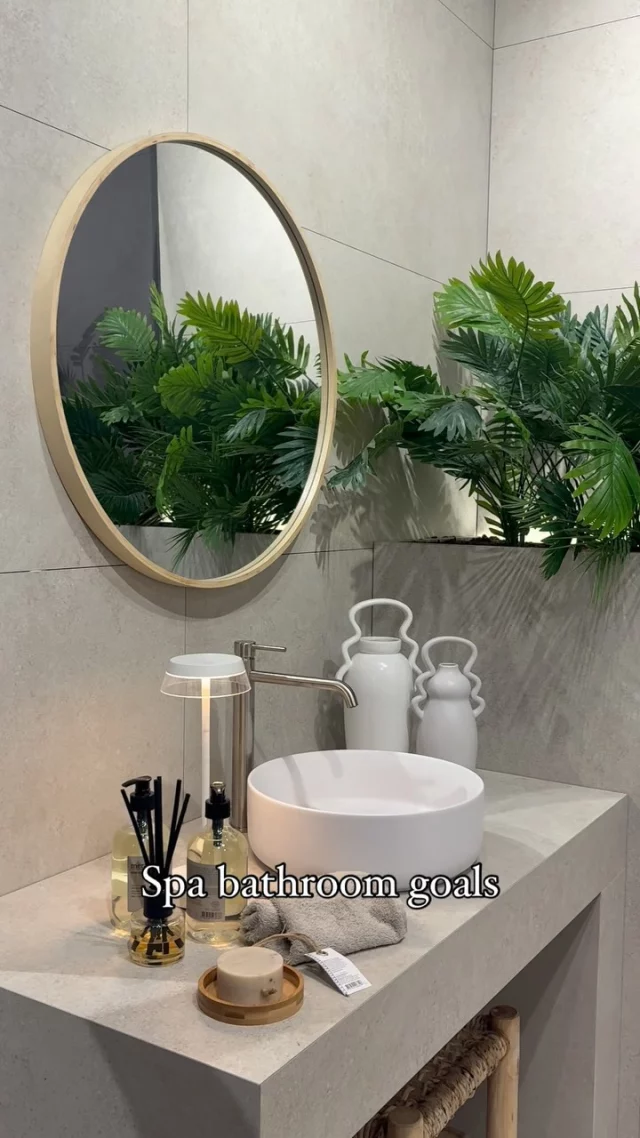 Looking to bring spa vibes into your own home? Think earthy tones, natural materials, and all the calming details that can turn even a small bathroom into a luxurious retreat. 🛁🌿

P.S. Self-care starts with the space around you! ✨

#spa #spalife #spalikebathroom #spavibes #bathroomdesign #bathroomdesignideas #bathroomreno #renovationinspo