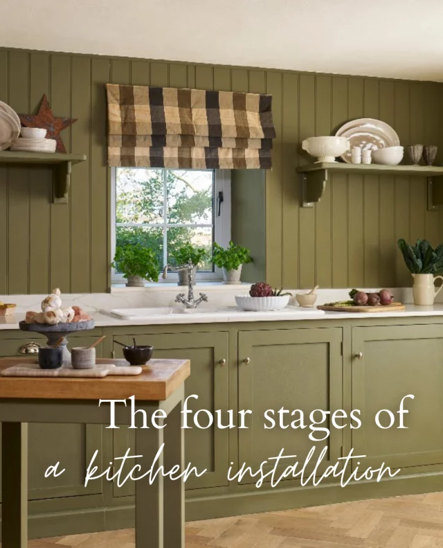 So, your dream kitchen is designed… Here comes the next exciting part: installation. 🔨⁠
⁠
Whether you're managing the project yourself or working with pros, knowing what to expect can make all the difference when it comes to a stress-free experience. From clearing entryways for delivery day to the final sign-off, we’re breaking down the 4 stages of the kitchen installation process so you can stay one step ahead.⁠
⁠
Save this for your renovation project! 🏡⁠
⁠
📷:⁠
1 +5. @anniesloanhome⁠
2. @studio.163⁠
3. @solakitchens⁠
4. @kitchensbyholloways / @enzocerriphotography