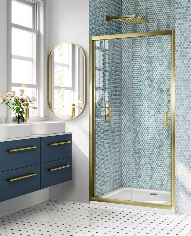 Thinking of upgrading your shower? There are plenty of stunning screen and enclosure ideas to suit every bathroom style, whether you're starting fresh or updating your current setup. 🚿⁠
⁠
Here’s what to keep in mind:⁠
◦ Positioning, based on plumbing access and available space⁠
◦ Panels shapes and sizes⁠
◦ Frame and glass finishes⁠
⁠
Our top picks:⁠
◦ Quadrants for corners⁠
◦ Rectangular enclosures for statement spaces⁠
◦ Walk-in panels for a seamless, spa-like feel⁠
⁠
Save this post for your bathroom inspiration. 📌 ⁠
⁠
📷:⁠
1. @bathroommountainuk⁠
2. @bathroomstolove.uk⁠
3. @westonebathrooms⁠
4. @flairshowers⁠
5. @cphartbathrooms⁠
6. @burlingtonbathroom⁠
7. @grohe_uk⁠
8. @matkishowering